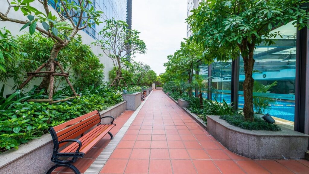 Duong-dạo-bo-vinhomes-nguyen-chi-thanh