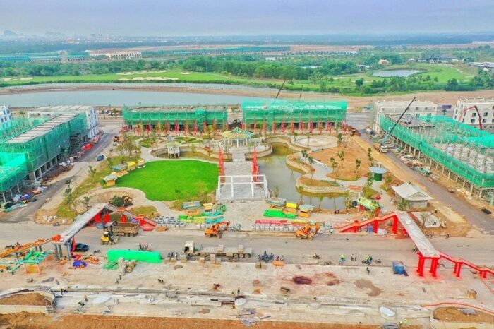 Ảnh thi công thực tế khu nhà thấp tầng Vinhomes Royal Island