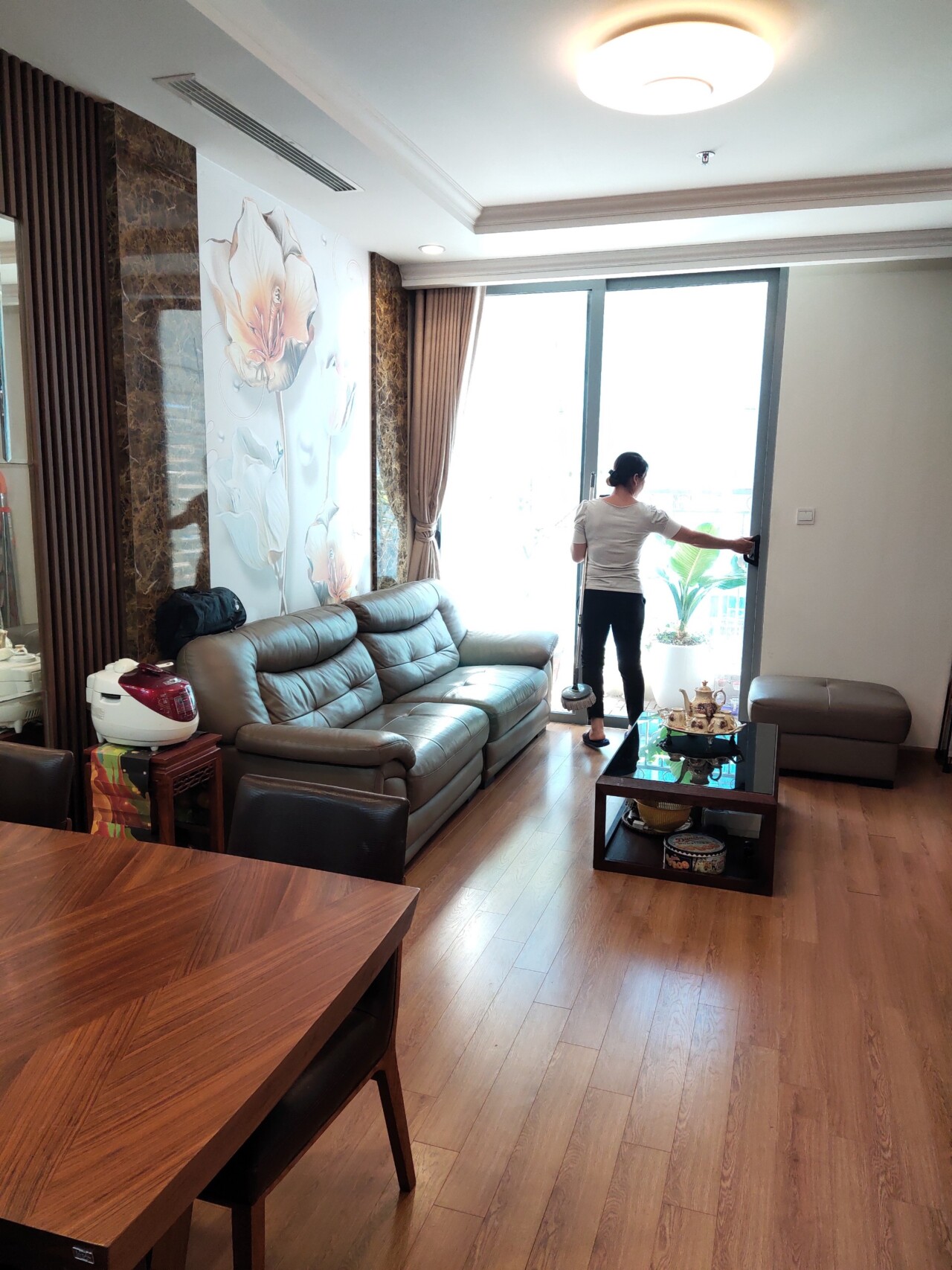 Bán Căn Hộ Vinhomes Nguyễn Chí Thanh 86m2, 2PN Full Nội Thất
