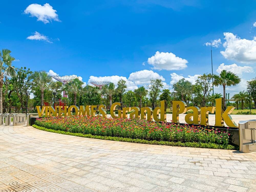 Cong-vien-anh-sang-vinhomes-grand-park8