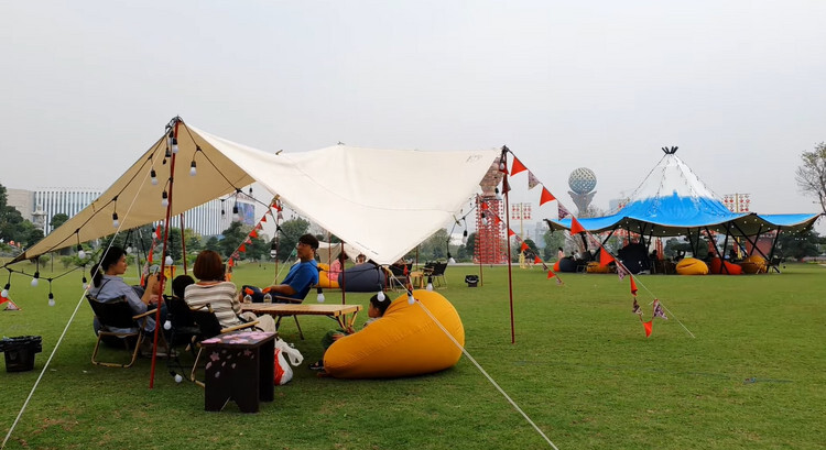 Pic-nic-tai-vuon-nhat