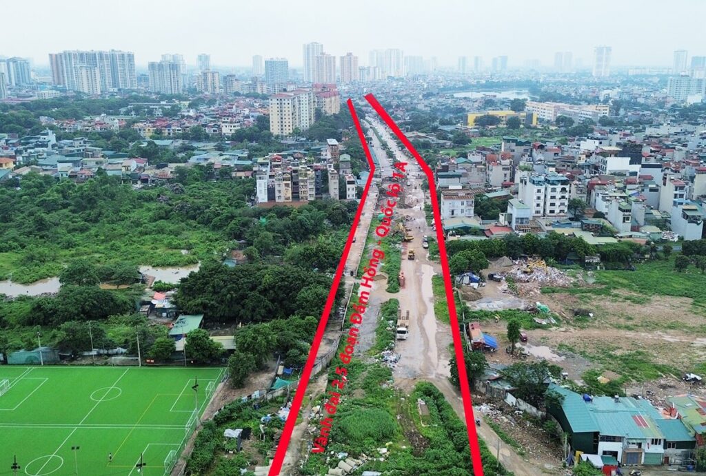 Vanh-dai-25-nguyen-trai-dam-hong-vinhomes-cao-xa-la-2