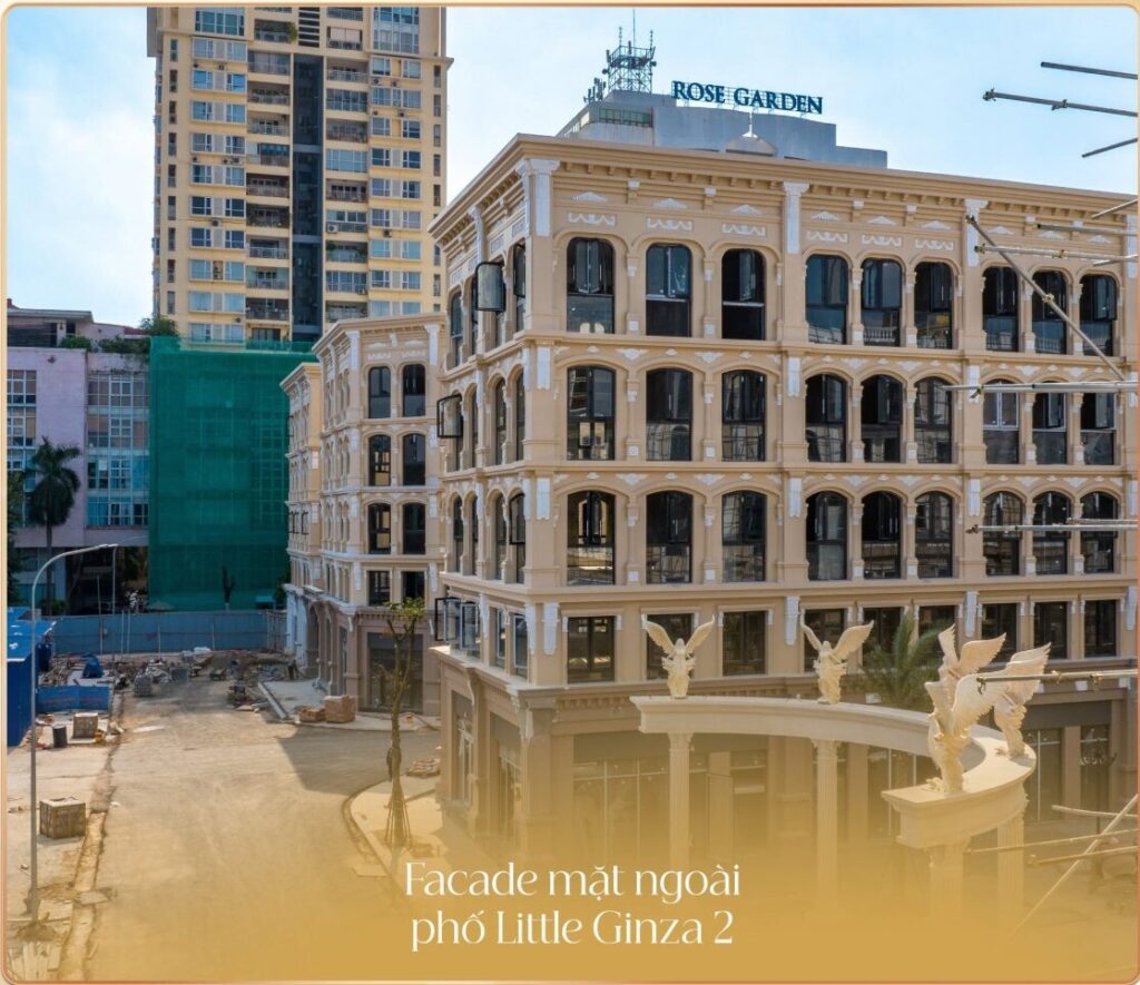 Ảnh thực tế căn góc thương mại Vinhomes The Gallery đã hoàn thiện mặt ngoài, mặt tiền cổ điển bên đường nội khu